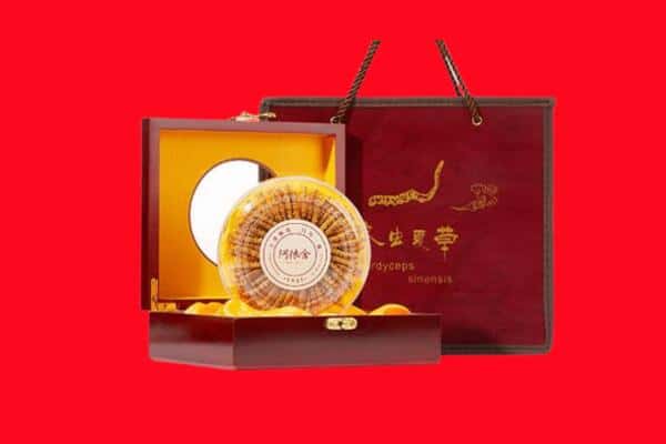 诚信求购:瑶海区高价回收冬虫夏草是按克吗